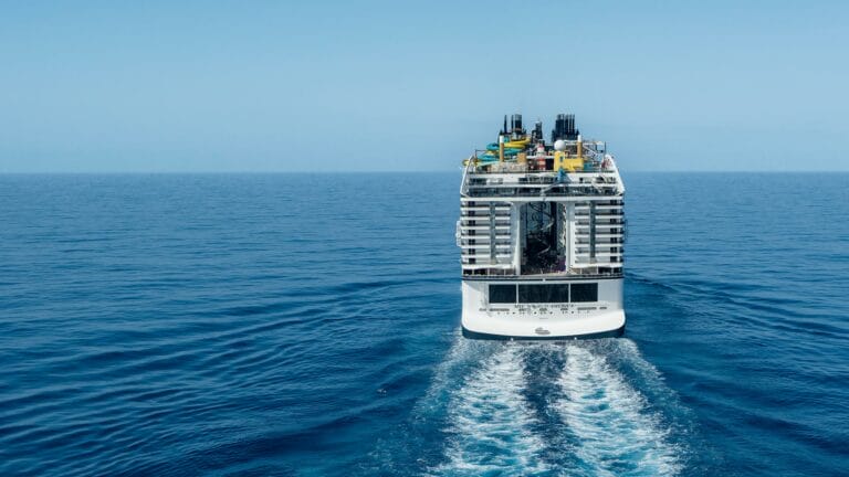MSC Cruises -alus merellä.